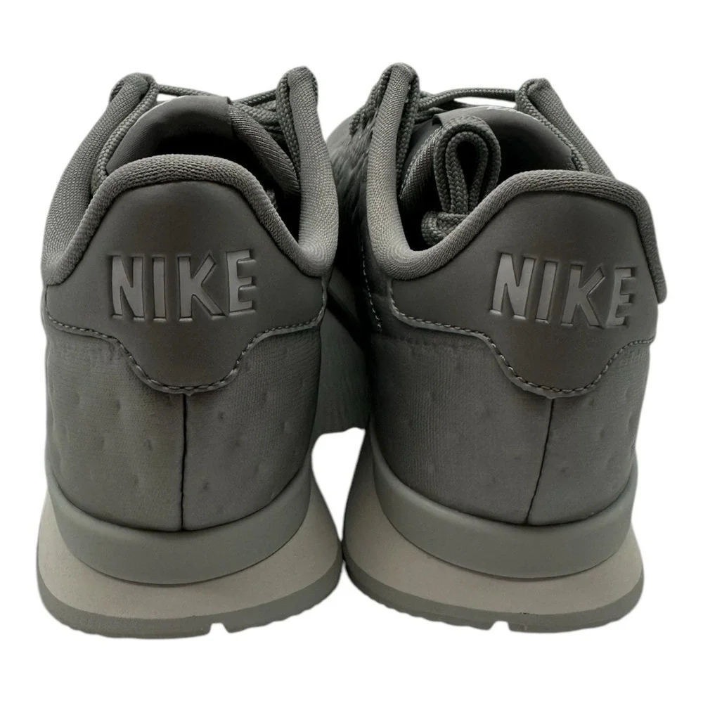 Nike Women's Athletic Shoes Gray